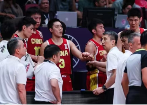 《體壇》分享丨6年的黑暗過去了，中國男籃從未感覺這么好