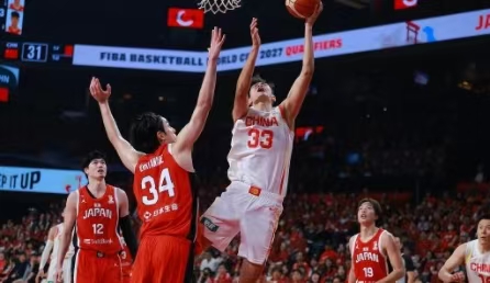 中國男籃逆轉(zhuǎn)戰(zhàn)勝日本隊！